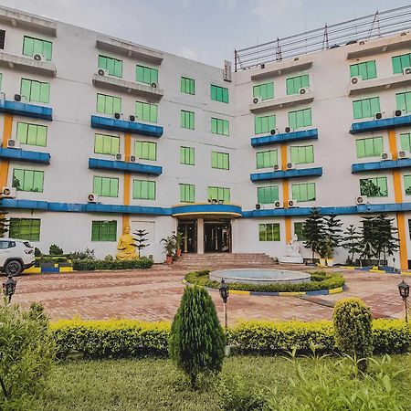 Collection O Panorama Country Club And Resort Rupnarayanpur Exterior photo